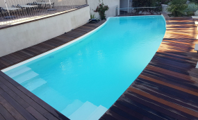 Installation Piscines Coques Polyester Piscines En Corse03